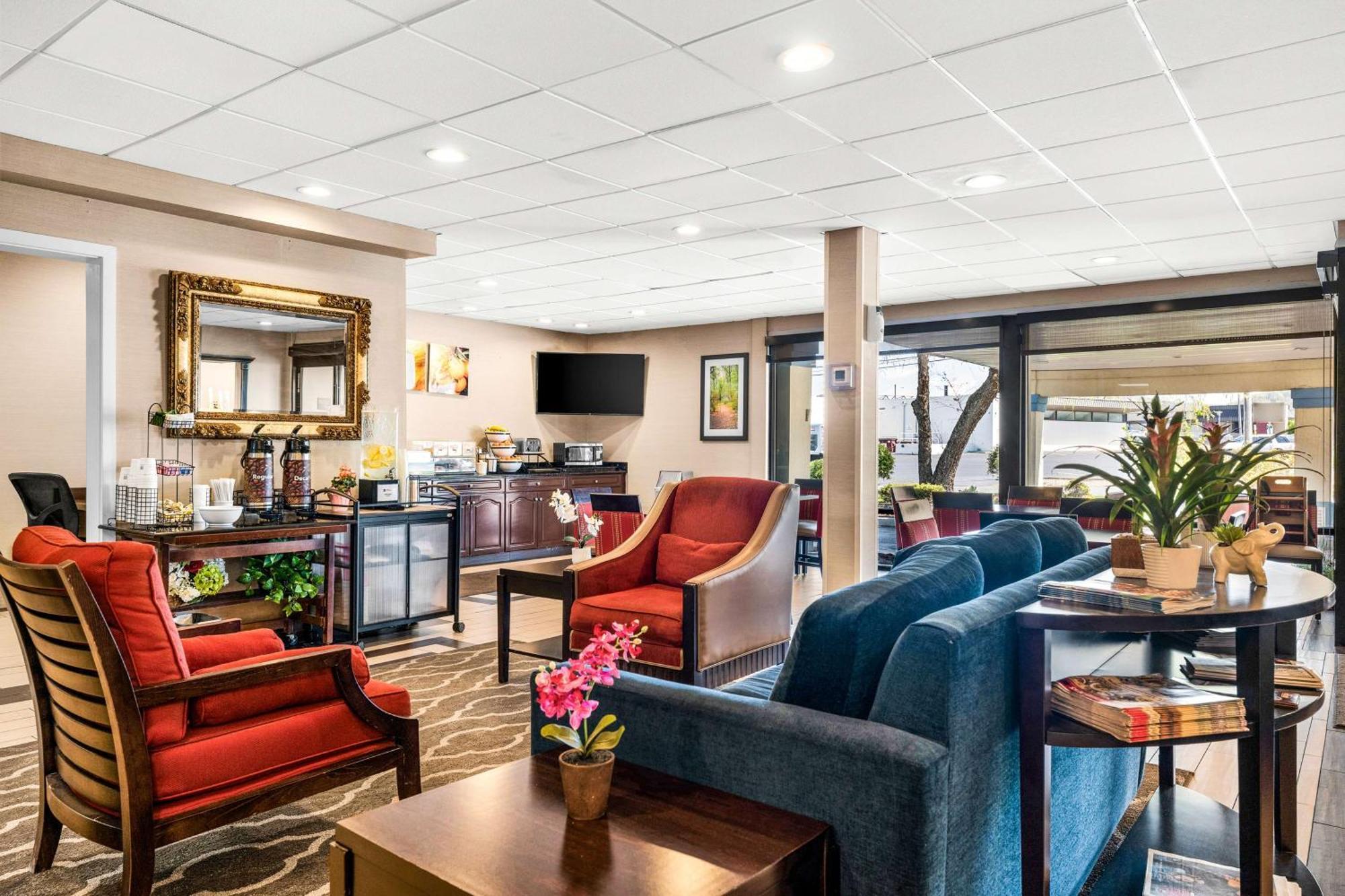 Hotel Surestay By Western North