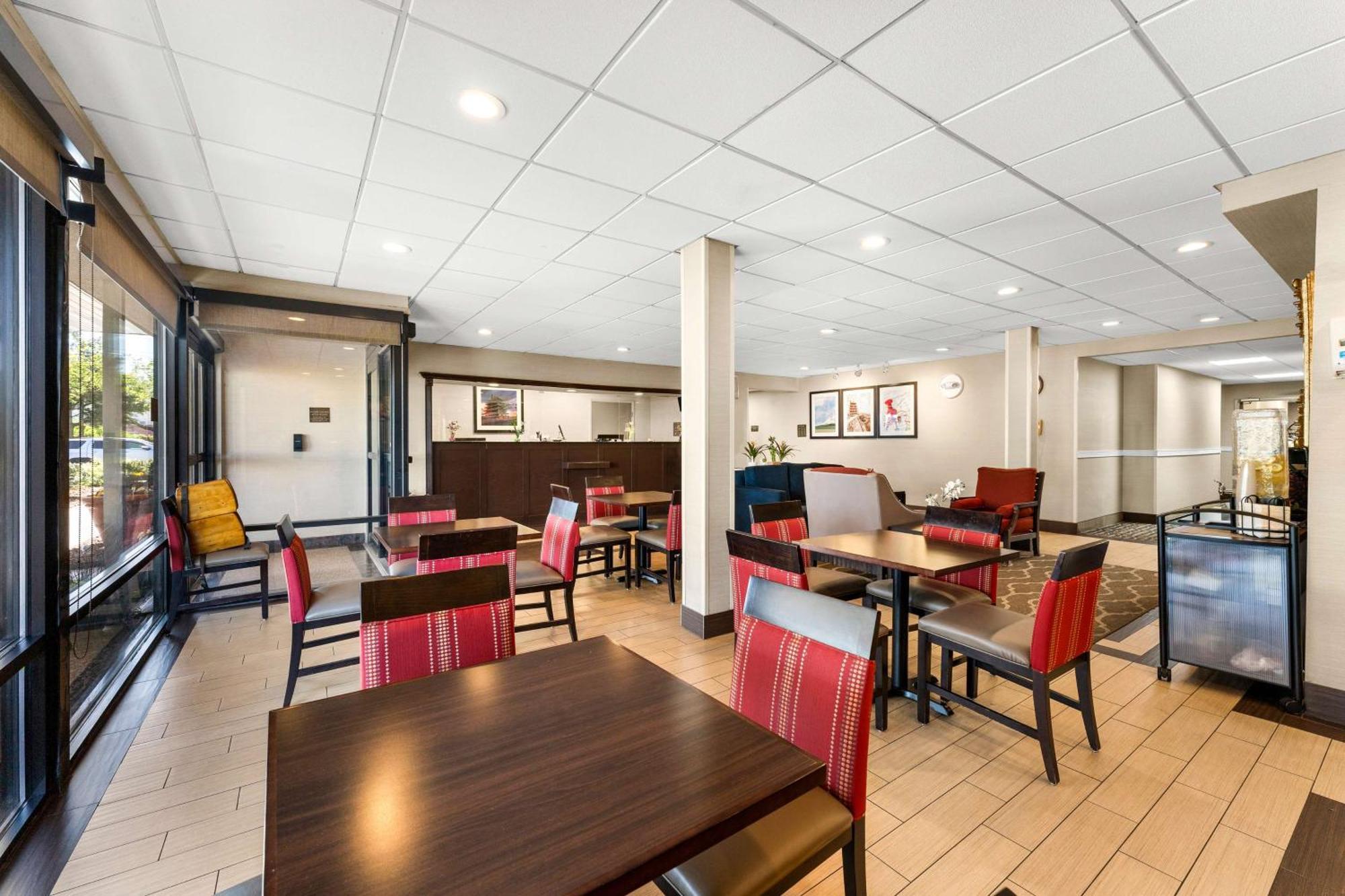 Hotel Surestay By Western North 3*